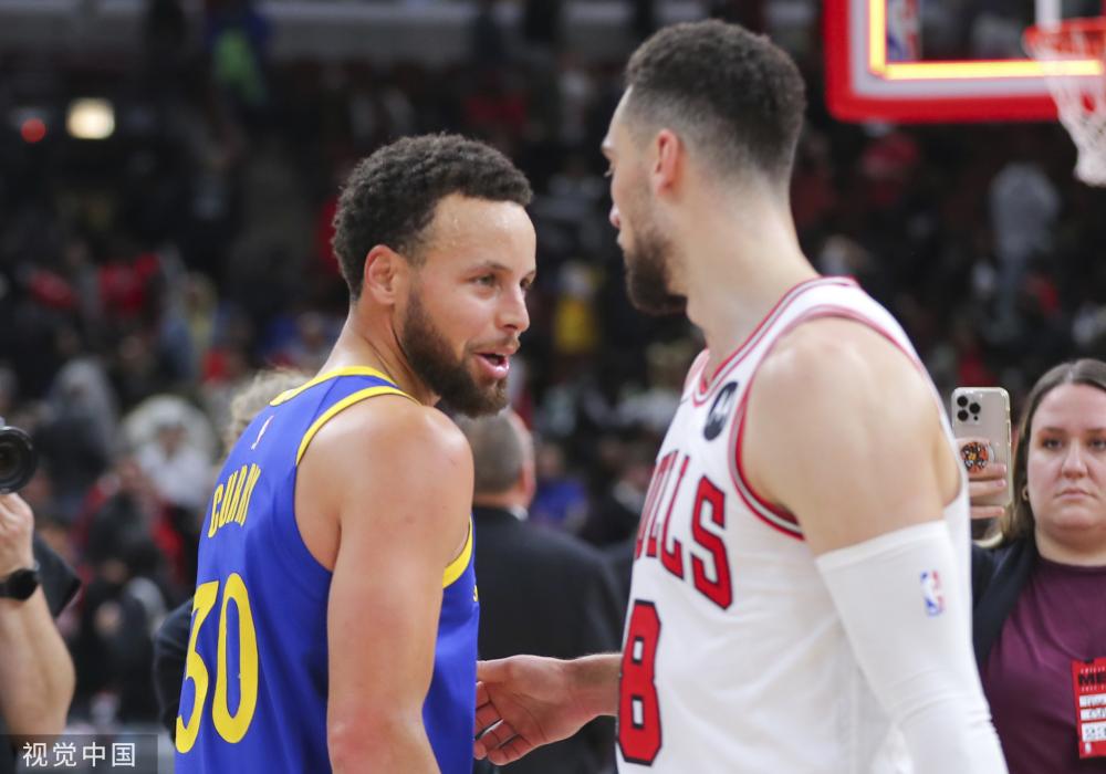 众人瞩目的 众人瞩目的