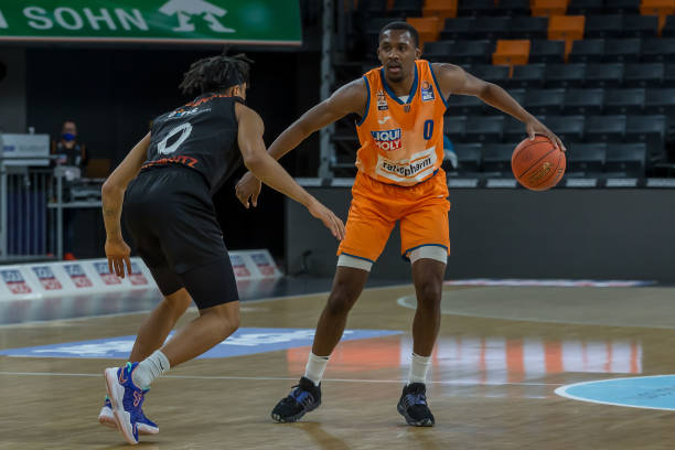 双方球迷都 双方球迷都