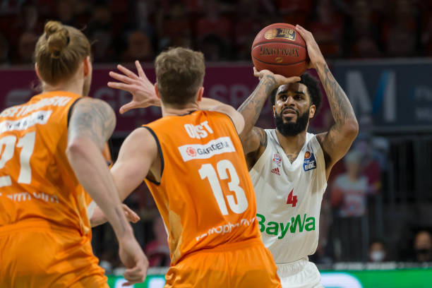 两队的前几 两队的前几